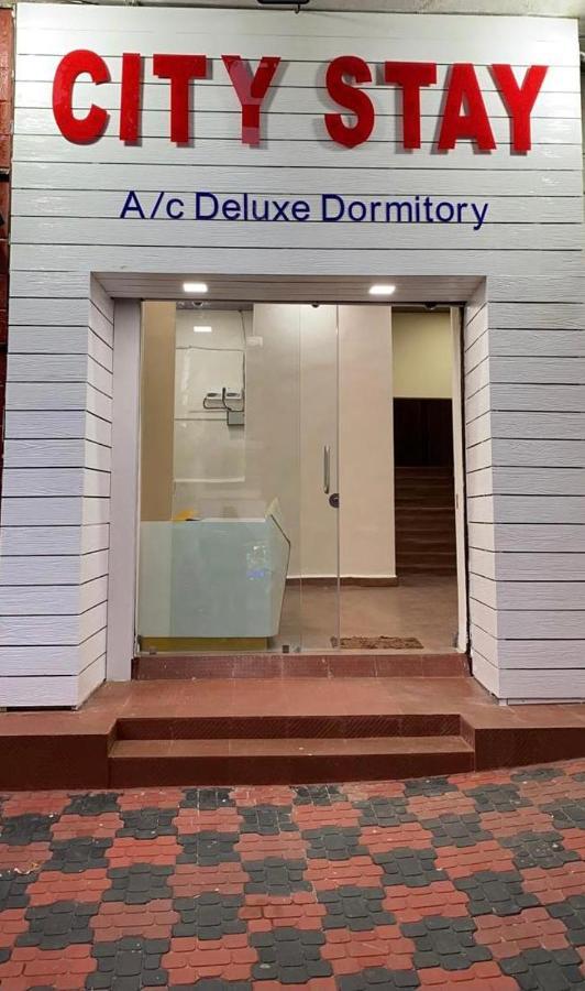 City Stay Ac Deluxe Hostel Madgaon Exteriör bild