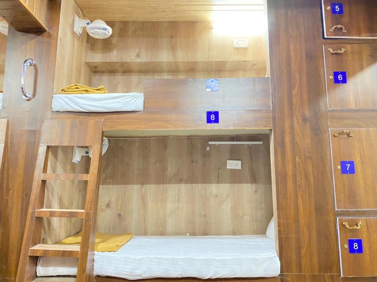 City Stay Ac Deluxe Hostel Madgaon Exteriör bild