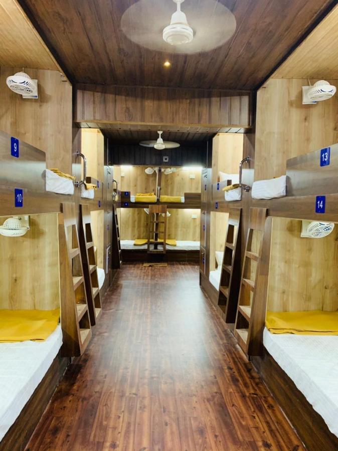 City Stay Ac Deluxe Hostel Madgaon Exteriör bild