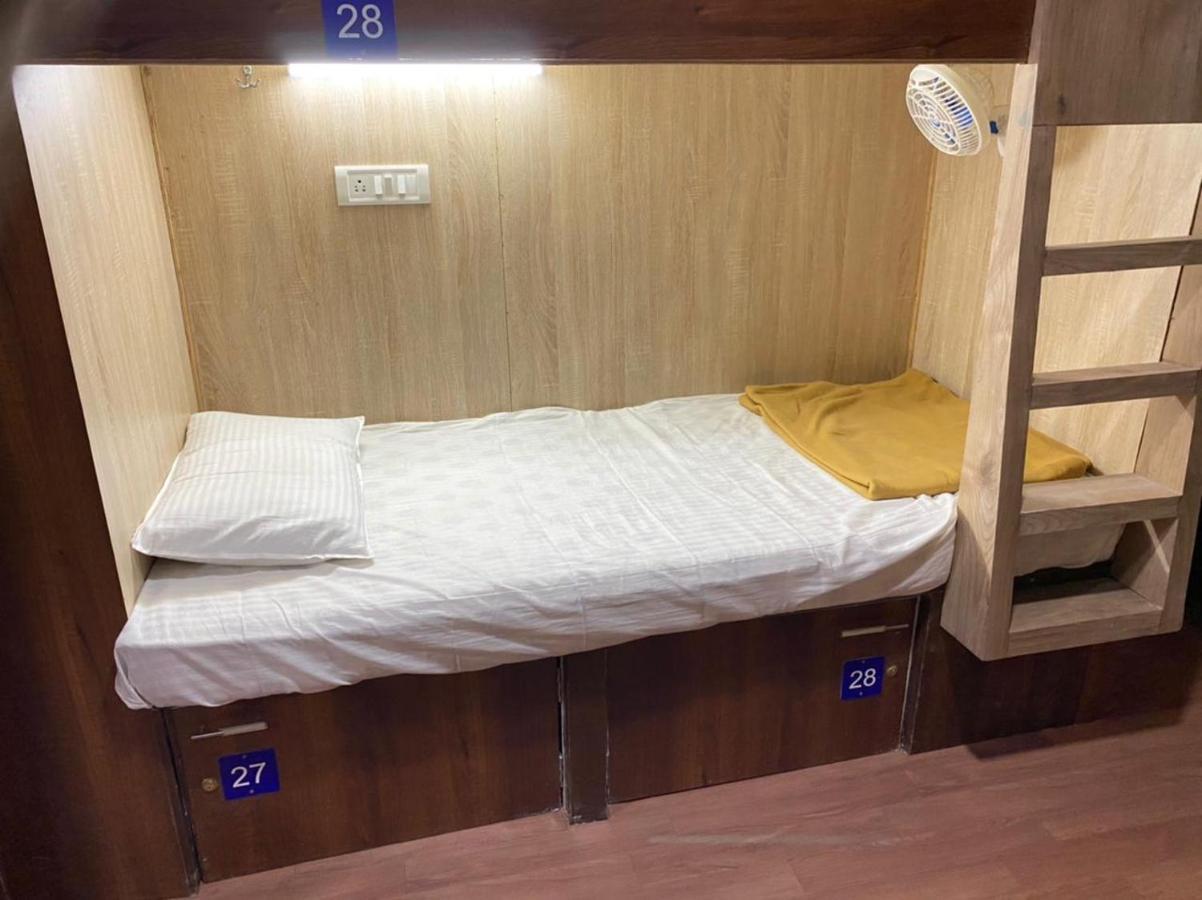 City Stay Ac Deluxe Hostel Madgaon Exteriör bild